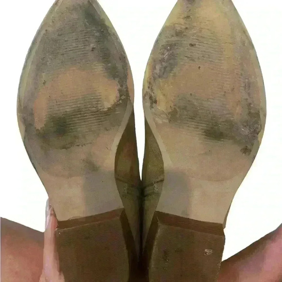 Steve Madden Braylen Pointed Toe Bootie - Picture 3 of 3